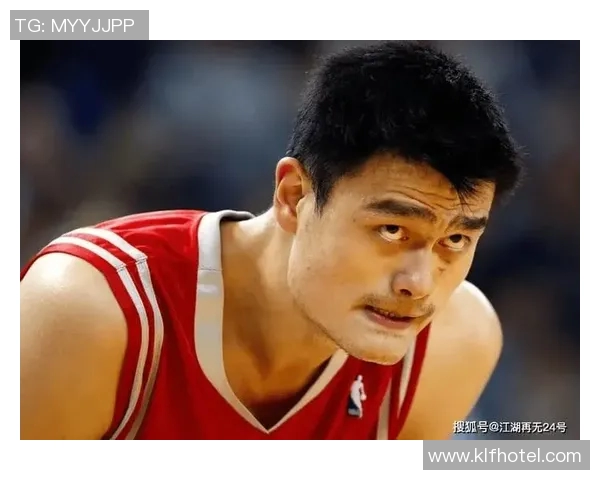 姚明亲临株洲篮球盛会引发当地球迷热烈追捧与欢呼