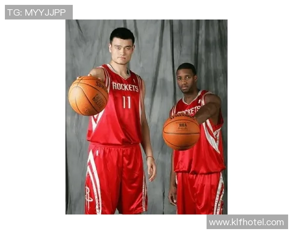 姚明篮球之路：从NBA巨星到中国篮球的传奇影响力